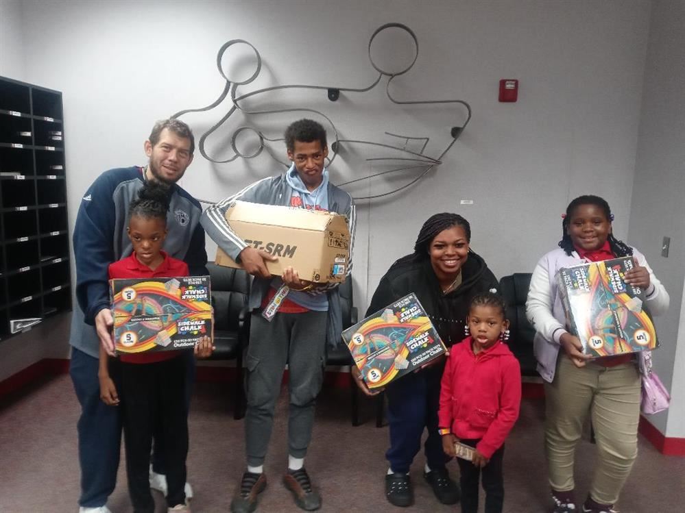  Students Smile with their prizes